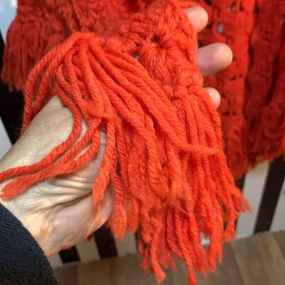 Orange Red Crochet Knit Fringe Shawl Sweater Blanket Wrap Cape One Size - Picture 4 of 7